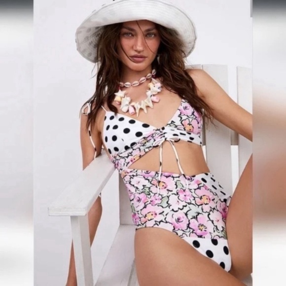 New! For love and lemons Neapolitan polka dot floral monokini 10448 - Picture 2 of 11